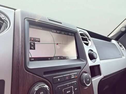 Used 2014 Ford F150 Lariat w/ Equipment Group 502A Luxury AWD/4WD image 19