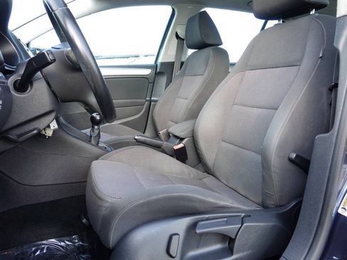 Used 2011 Volkswagen Golf TDI w/ Cold Weather Pkg FWD image 56