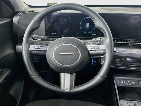 Used 2024 Hyundai Kona SEL w/ Convenience Package FWD image 18