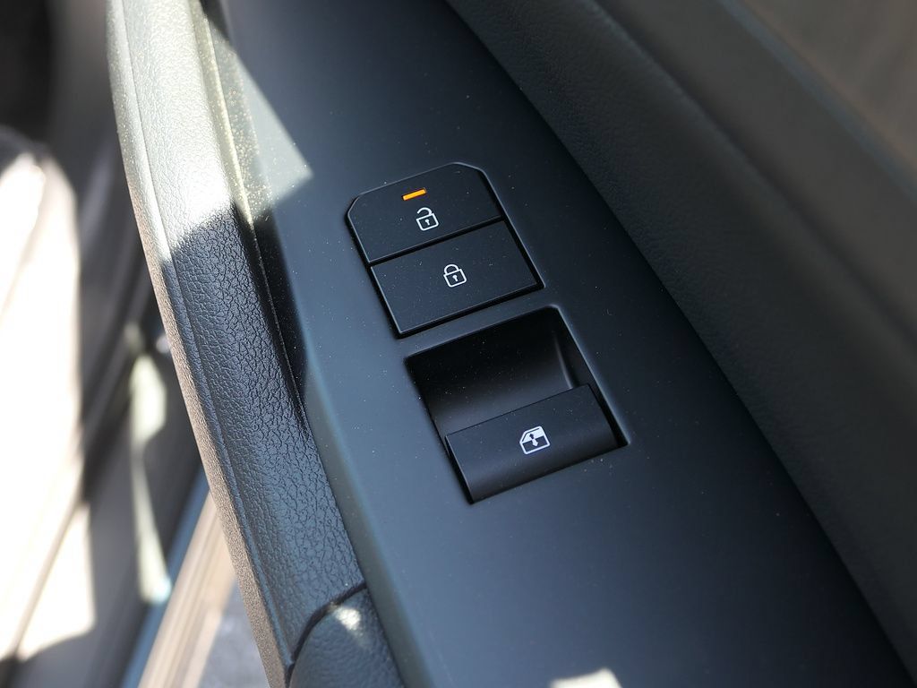 New 2026 Kia Sportage X-Line AWD/4WD image 25