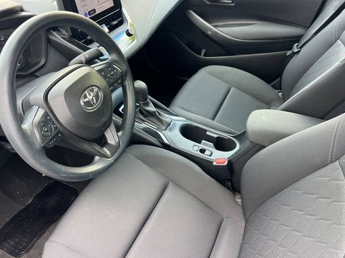 Used 2023 Toyota Corolla LE FWD image 11