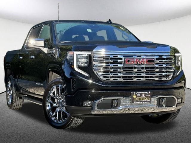 Used 2025 GMC Sierra 1500 Denali w/ Denali Reserve Package AWD/4WD image 2