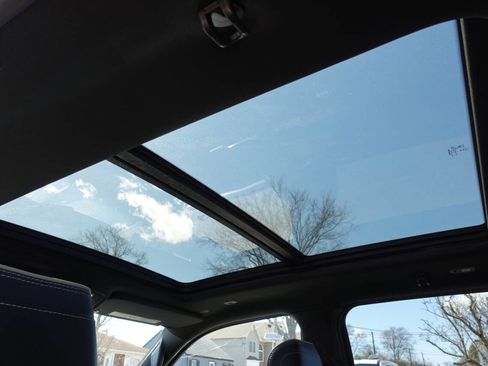 Used 2022 RAM 1500 Limited image 28