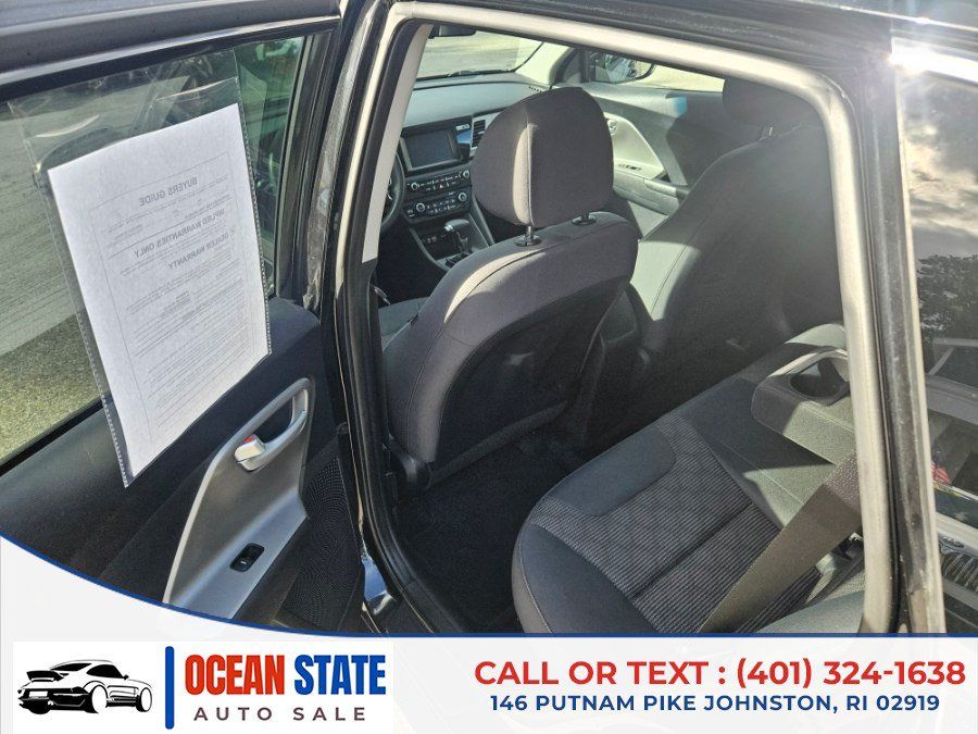 Used 2019 Kia Niro LX FWD image 11