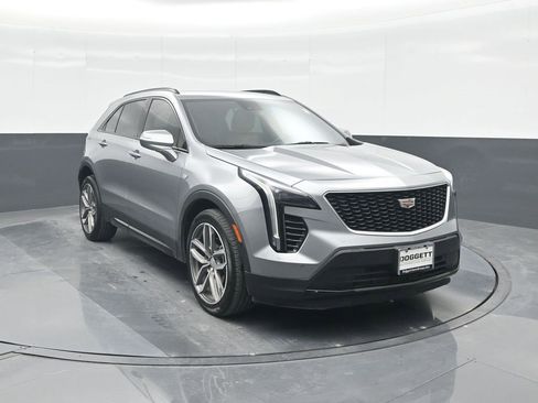 Used 2023 Cadillac XT4 Sport image 8