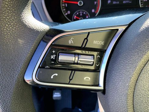 Used 2020 Kia Optima LX image 23