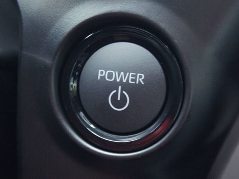 Used 2026 Toyota Sienna XSE FWD image 6