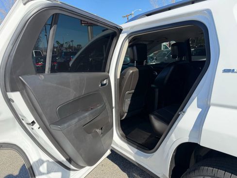 Used 2017 GMC Terrain SLT w/ Driver Alert Package I image 15