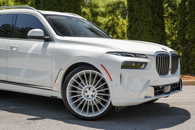 Used 2023 BMW X7 xDrive40i AWD/4WD image 7