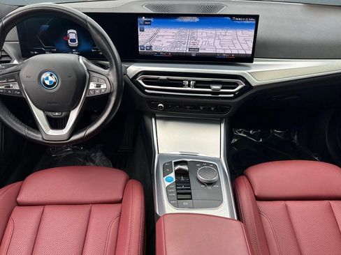 Certified 2023 BMW i4 eDrive35 w/ Premium Package image 28
