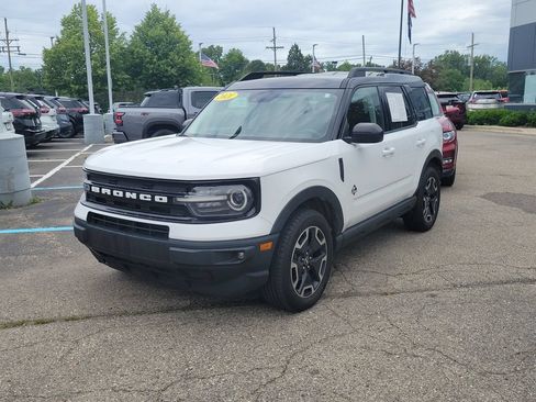Used 2021 Ford Bronco Sport Outer Banks AWD/4WD image 2