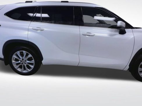 Used 2023 Toyota Highlander Limited AWD/4WD image 28