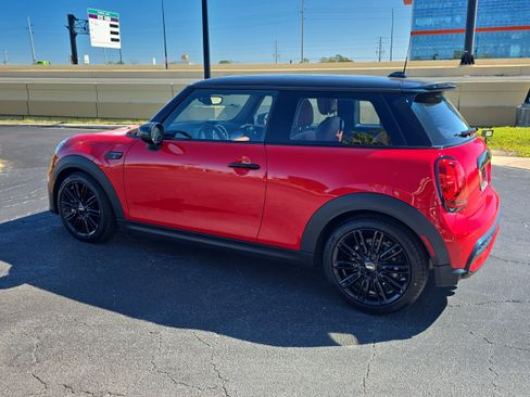 Certified 2023 MINI Cooper S w/ Signature Upholstery Package image 6