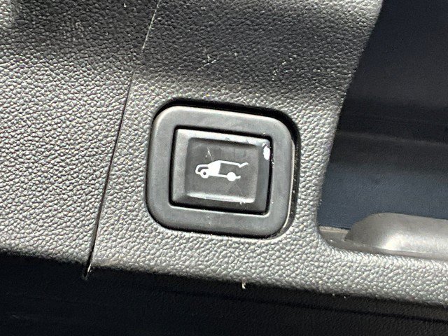 Used 2021 GMC Acadia SLT w/ Elevation Edition FWD image 40