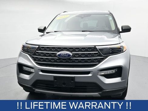 Certified 2022 Ford Explorer XLT w/ Equipment Group 202A AWD/4WD image 3