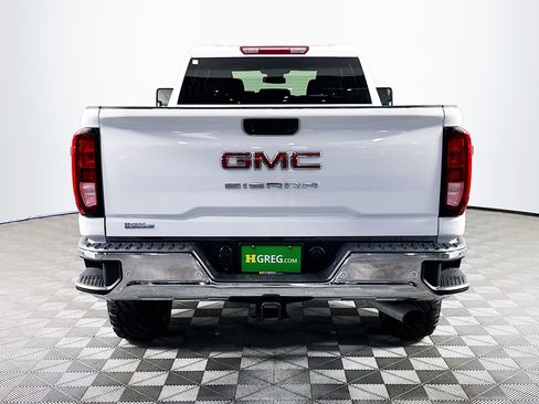 Used 2024 GMC Sierra 3500 Pro image 8