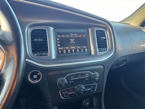 Used 2022 Dodge Charger SXT w/ Leather Interior Group image 20