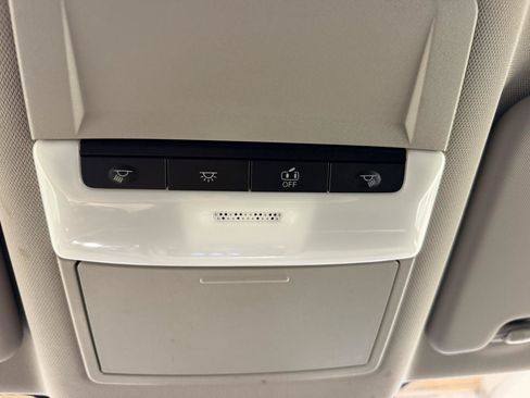 Used 2024 Nissan Rogue S FWD image 24
