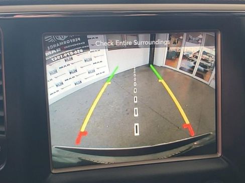 Used 2016 Jeep Grand Cherokee Limited image 32