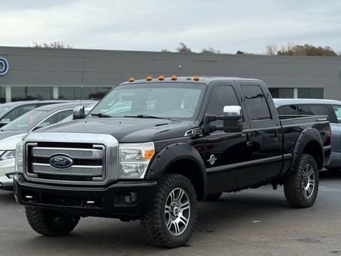 Used 2016 Ford F350 Platinum w/ Platinum Package image 33