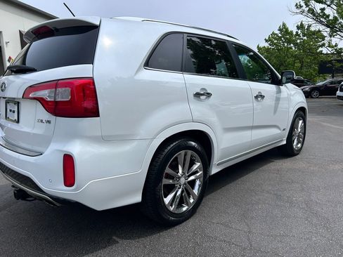 Used 2015 Kia Sorento SX image 3
