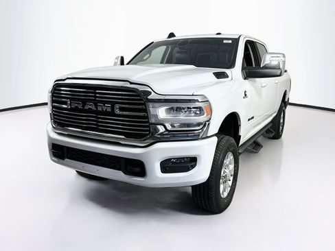 Used 2023 RAM 2500 Laramie AWD/4WD image 1