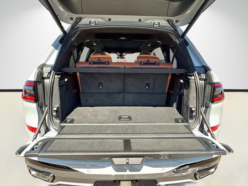 New 2026 BMW X7 xDrive40i w/ Executive Package image 12
