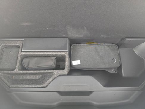 Used 2025 Rivian R1S Adventure image 14