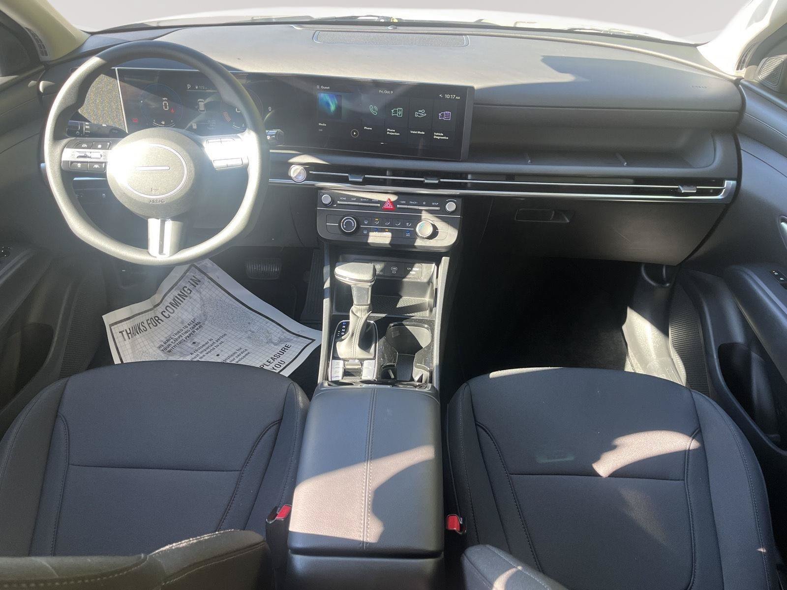 Used 2025 Hyundai Tucson SE AWD/4WD image 16