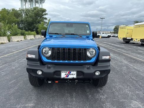 Used 2024 Jeep Wrangler Sport S image 10