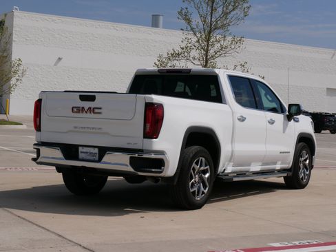 Used 2023 GMC Sierra 1500 SLT RWD image 9