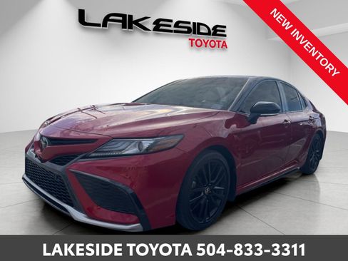 Used 2024 Toyota Camry XSE image 3
