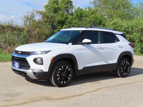Used 2023 Chevrolet TrailBlazer LT w/ Convenience Package AWD/4WD image 19
