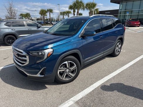 Used 2021 GMC Terrain SLT w/ Infotainment Package II image 11