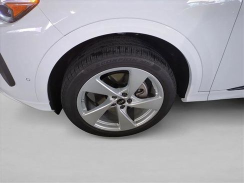 Certified 2025 Audi Q5 Premium Plus w/ Premium Plus image 27