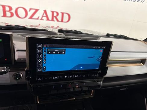 Used 2025 GMC Hummer EV 3X AWD/4WD image 26