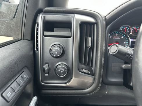 Used 2017 Chevrolet Silverado 1500 LTZ Z71 w/ Midnight Edition image 19