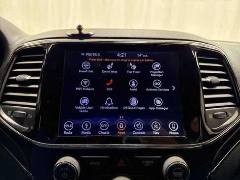 Used 2019 Jeep Grand Cherokee Limited X image 28