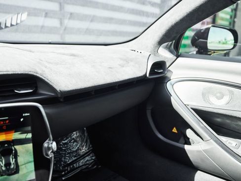 Used 2024 McLaren Artura RWD image 54