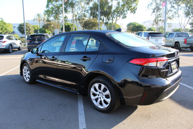 Certified 2024 Toyota Corolla LE FWD image 7