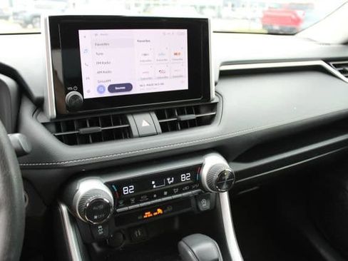 Used 2024 Toyota RAV4 XLE image 6