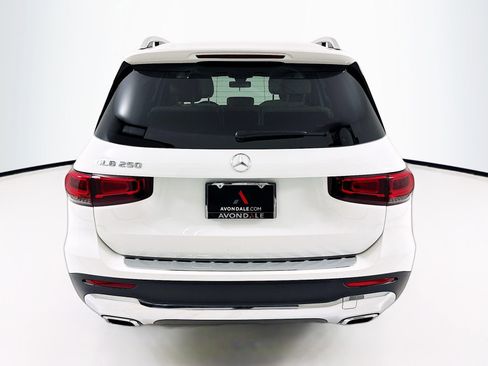 Certified 2023 Mercedes-Benz GLB 250 image 7