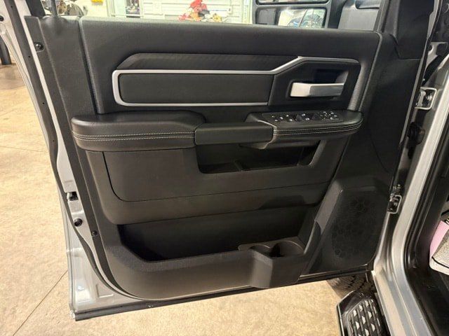 Certified 2026 RAM 2500 Big Horn AWD/4WD image 43