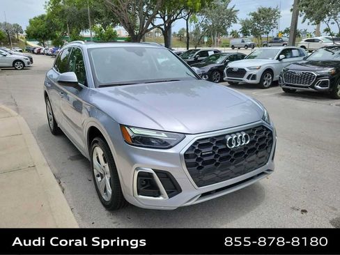 Certified 2022 Audi Q5 2.0T Premium Plus AWD/4WD image 2