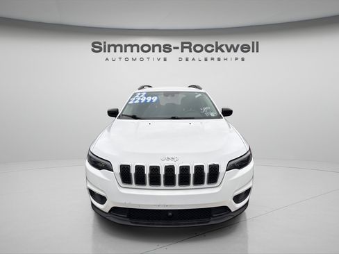 Used 2022 Jeep Cherokee Latitude Lux AWD/4WD image 7