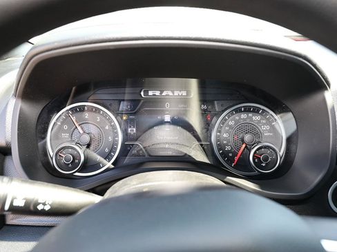 New 2026 RAM 1500 Express AWD/4WD image 13