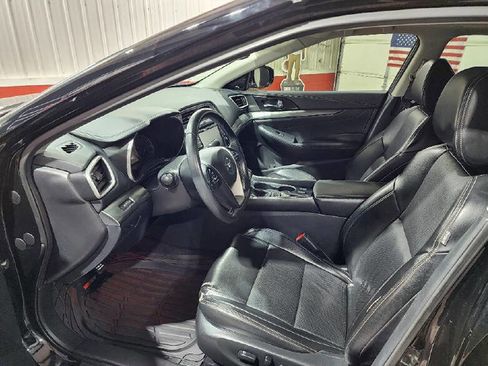 Used 2019 Nissan Maxima 3.5 SL w/ Floor Mat Group image 9