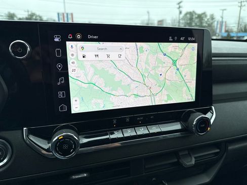 Used 2025 Chevrolet Colorado W/T image 28