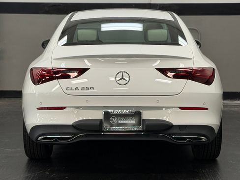 Used 2025 Mercedes-Benz CLA 250 image 11