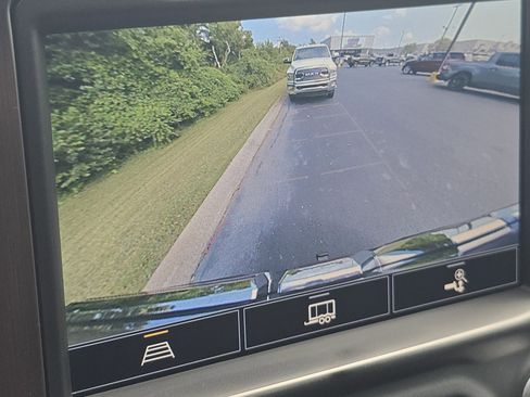 Used 2021 GMC Sierra 1500 AT4 image 12